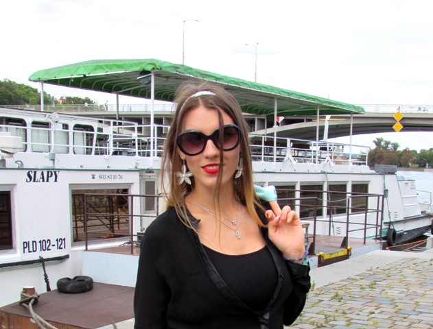 Vltava cruise outfit 1