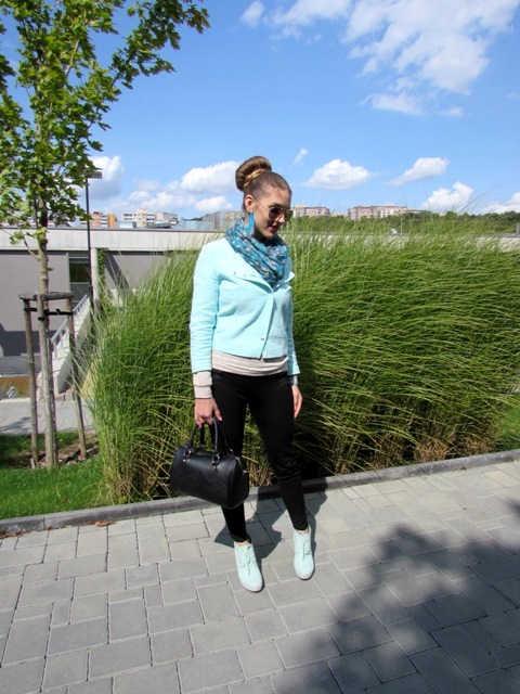 outfit-post-main-color-mint-2