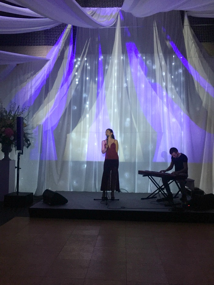 Barbora Hazúchová spievala na bankete po módnej prehliadke DREAMS