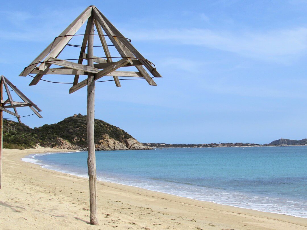 Pláž Villasimius - juh Sardínie